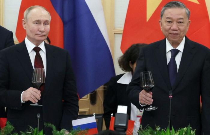 La Jornada – Vladimir Putin signs a dozen agreements with Vietnam