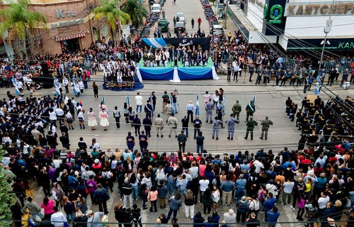 more than 1800 students pledged allegiance to the Argentine Flag – CHACODIAPORDIA.COM