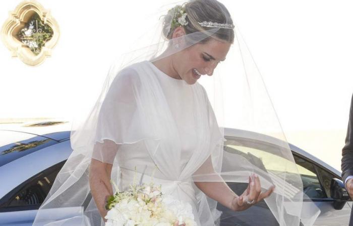Sibi Montes, radiant in a romantic sleeveless wedding dress at her wedding to Mateo Ibáñez