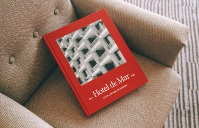 The Hotel de Mar, an emblematic of Mallorca, celebrates its sixtieth anniversary with a commemorative book