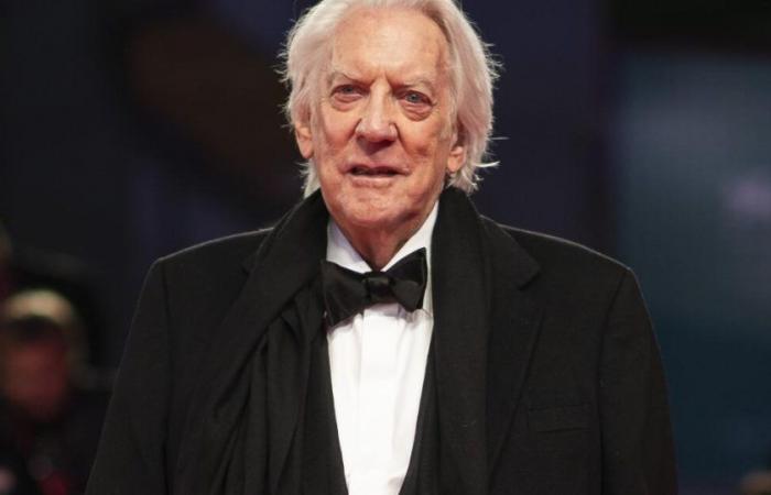 Film and TV celebrities pay tribute to the late Donald Sutherland