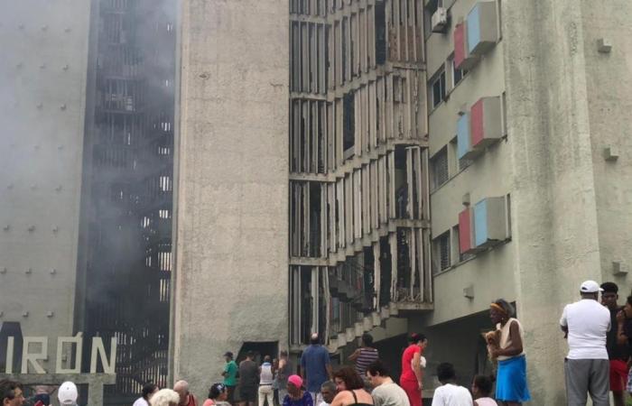 Without damage to people, fire in Girón building extinguished