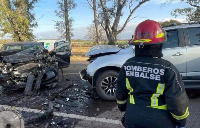 Three dead in a head-on collision between two trucks in Embalse