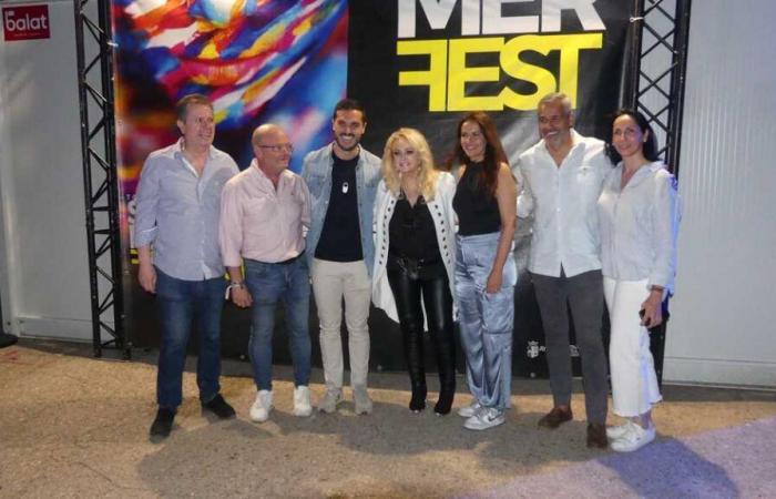 The legendary rock star Bonnie Tyler takes to the stages of Torrejón de Ardoz