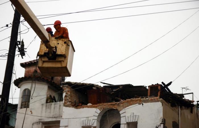 One person killed by a house collapse in Cuba