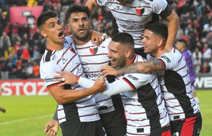 Colón draws with Defensores Unidos in Zárate