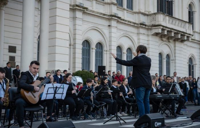 The Music Band of the city of Bovril shined in Paraná