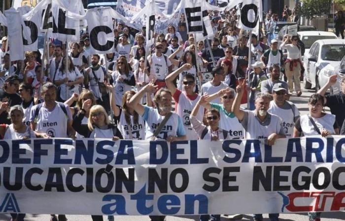 Organizations and unions stand against presenteeism in Neuquén