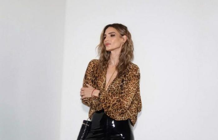 María Vázquez sets the trend with the print of the season and the pants that we all want in the closet