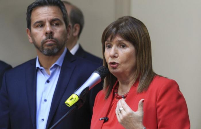Patricia Bullrich filed the complaint against her former Secretary of Security and replaced him with Alejandra Monteoliva from Córdoba.