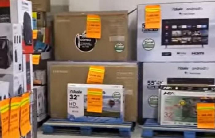 Renowned store left televisions with internet for 500 thousand pesos