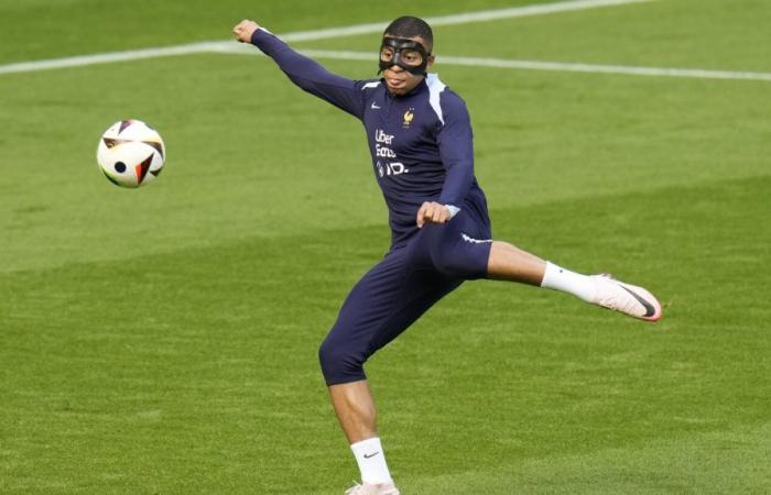 Mbappé is adapting to his mask before France’s match against Poland, says a teammate