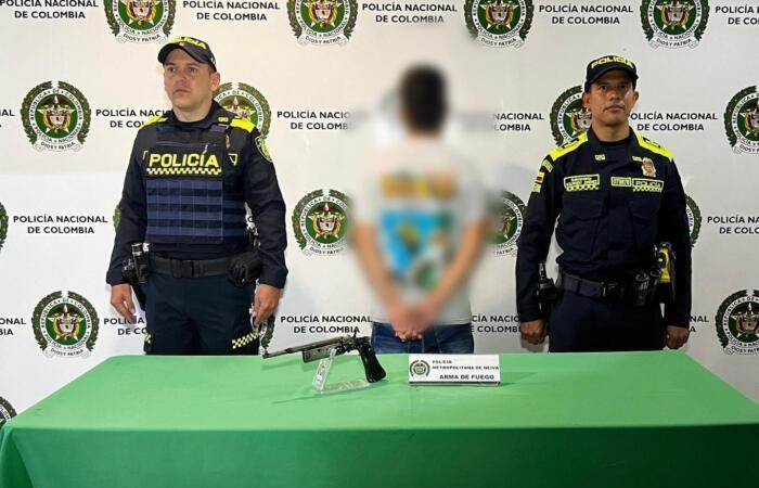 A 14-year-old minor was caught with a weapon in Neiva • La Nación