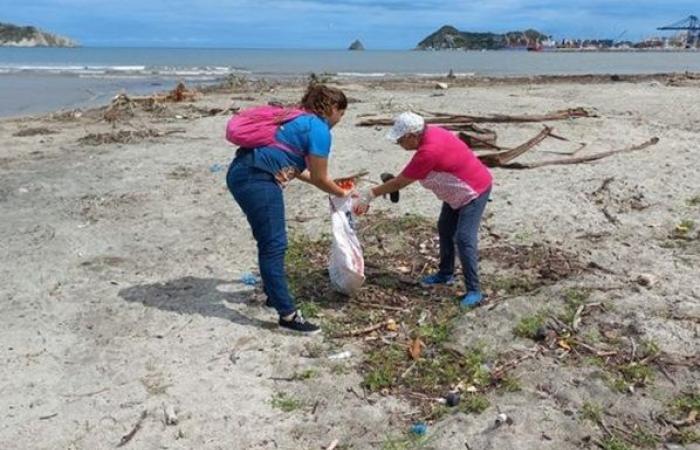 Santa Marta fishermen are trained in lionfish management