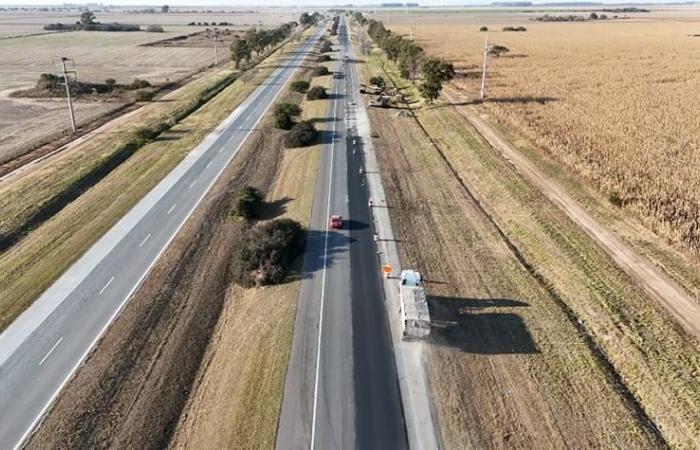 They rehabilitate roads on the Córdoba – Pilar Highway