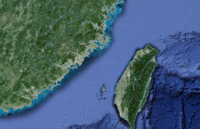 Taiwan: the Ministry of Defense detected 15 Chinese aircraft and 6 warships in the Strait