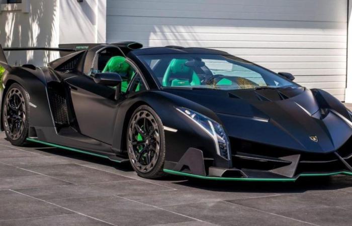 The Lamborghini that has become the most expensive car in the world sold online