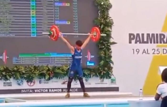 Weightlifter from La Vega, Cundinamarca obtains 3 gold medals in the South American Championship