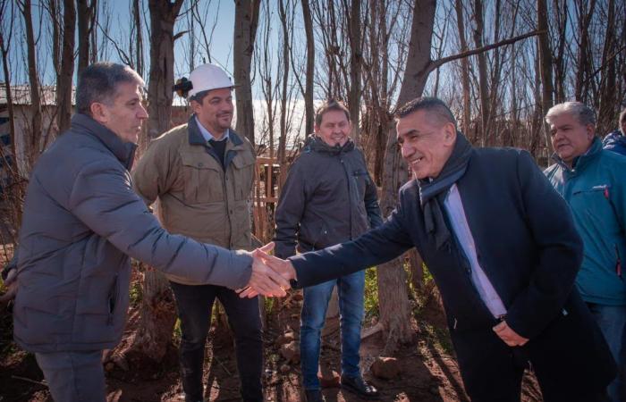 The work that will bring gas to 70 lots in a rural neighborhood of Cutral Co began – Cutral Co al Instante