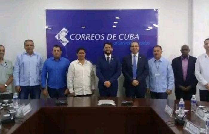 Visiting Cuba Secretary General of the Postal Union of the Americas, Spain and Portugal – Radio Rebelde