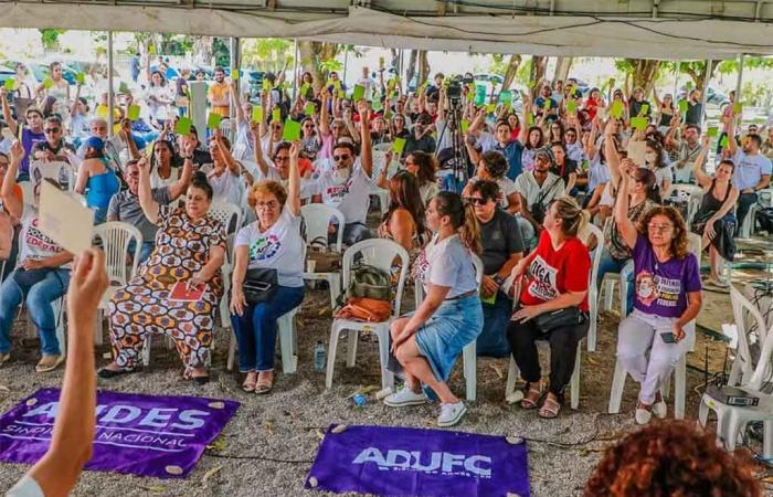 University and high school professors end strike in Brazil