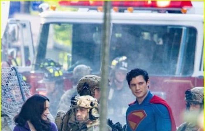 New look at David Corenswet’s Superman alongside Rachel Brosnahan and another superhero