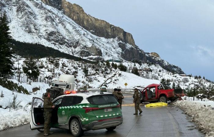 They investigate a traffic accident that left two dead in the Coyhaique by-pass