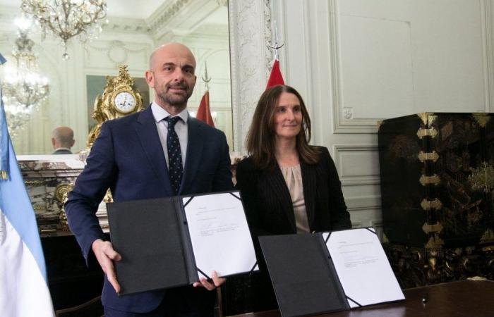 Argentina crosses the borders and closes an important air transport agreement with Canada