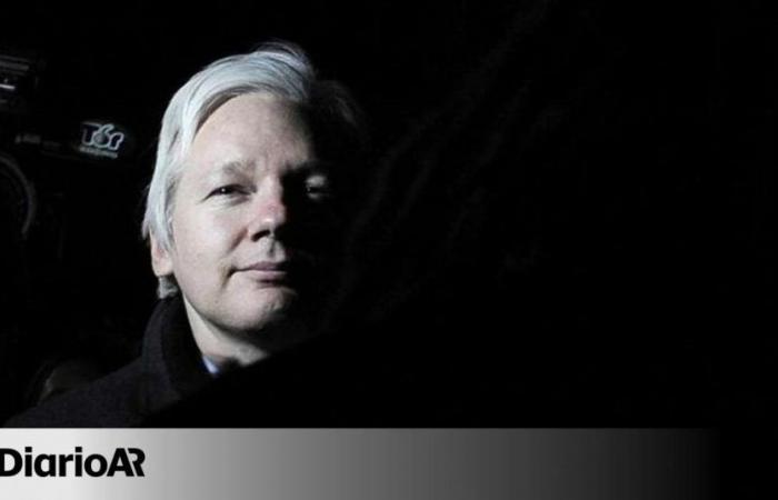 WikiLeaks: Julian Assange was released from prison and left the United Kingdom
