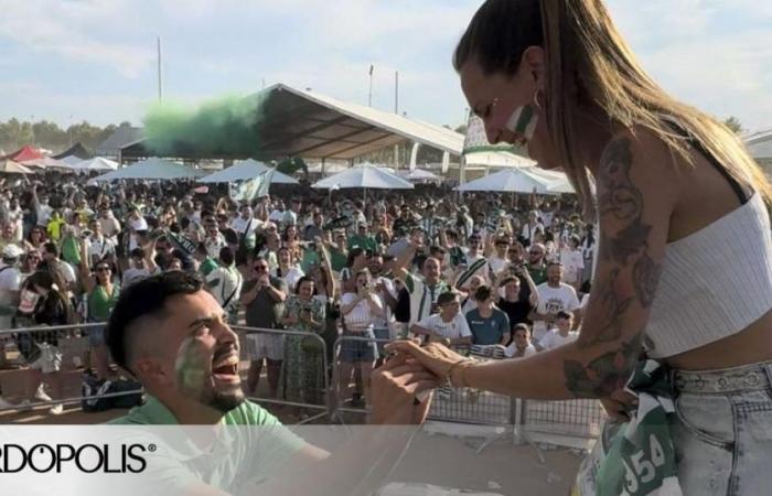This is how the fans celebrate the rise of Córdoba CF