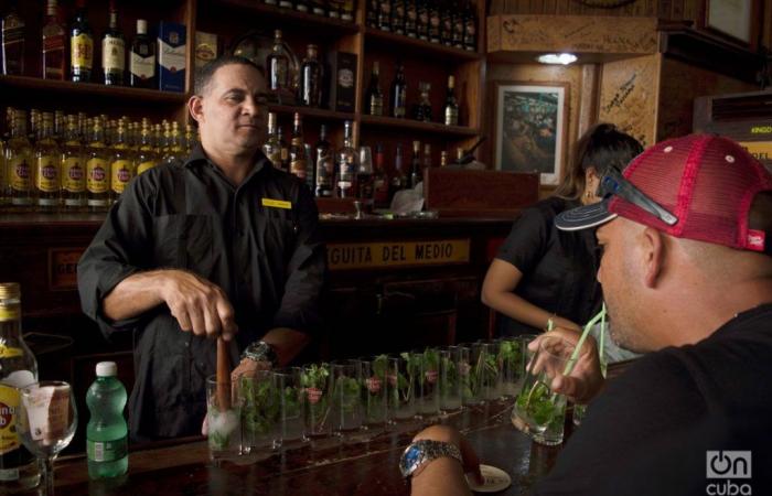 With competitions and tastings, the Association of Bartenders of Cuba celebrates its century of foundation