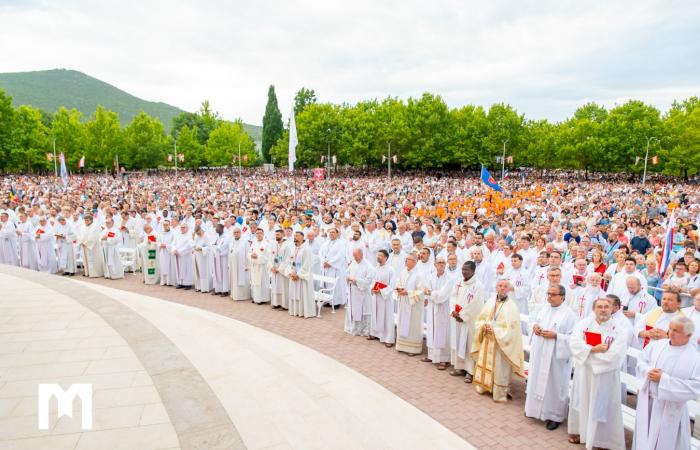 Solemn Mass for the 43rd Anniversary of the Apparitions in Medjugorje – Medjugorje