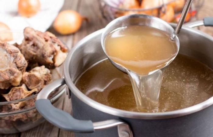 This is the homemade broth that helps you speed up your metabolism and could help you lose weight