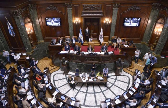 They ask that the Buenos Aires Legislature regulate the travel of the head of Government