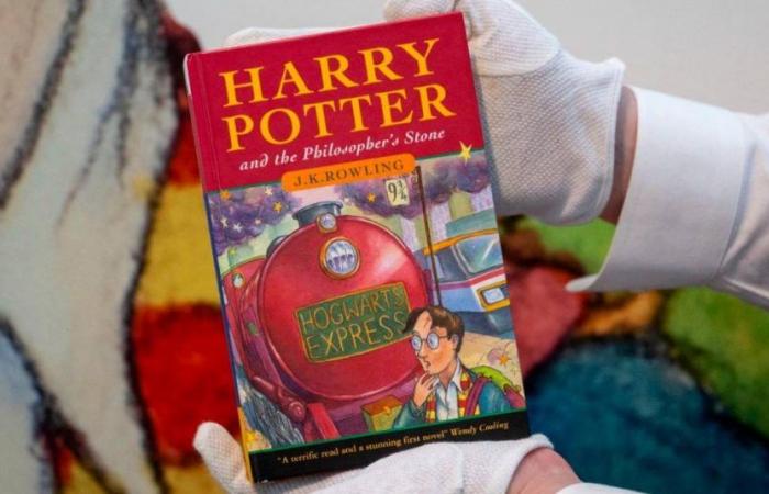 Original Harry Potter cover sold at auction for $1.9 million