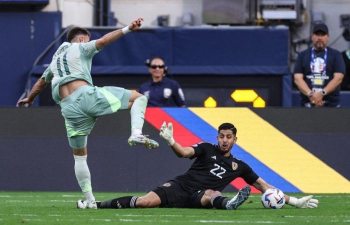 These were the six monumental saves by Venezuelan Rafael Romo in the victory against Mexico