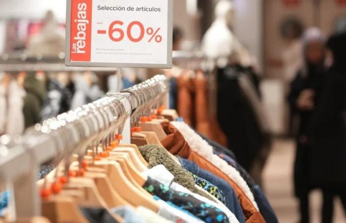 What time do the summer sales start at Zara, El Corte Inglés, Mango, Pull & Bear, Parfois, Springfield and other brands