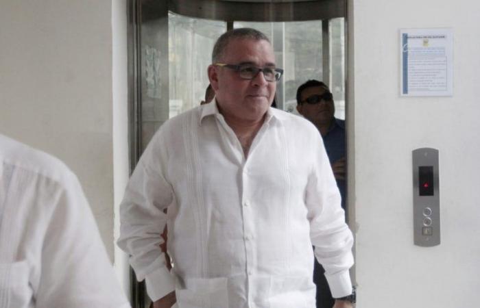 El Salvador: Former President Mauricio Funes sentenced to eight years in prison