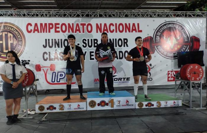 Cesar Powerlifting won 10 medals at the National Championship in Cúcuta