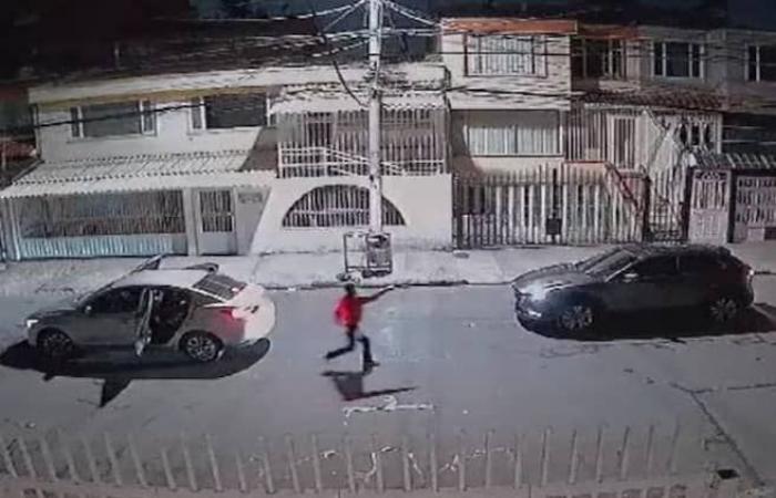 This is how a gang that stole a police van and 12 other vehicles in Bogotá fell