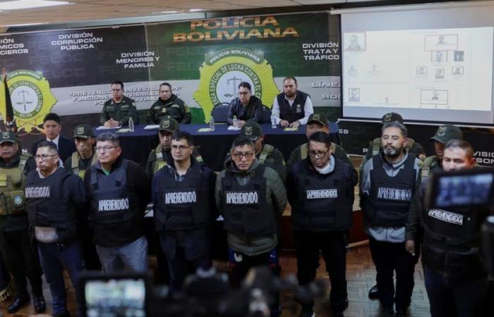 The Government of Bolivia confirmed that there are at least 17 detainees due to the military uprising