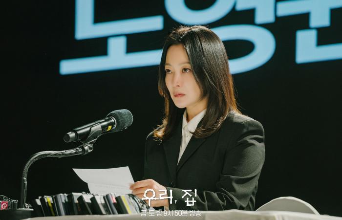 Kim Hee Sun Holds Emergency Press Conference on “Bitter Sweet Hell”