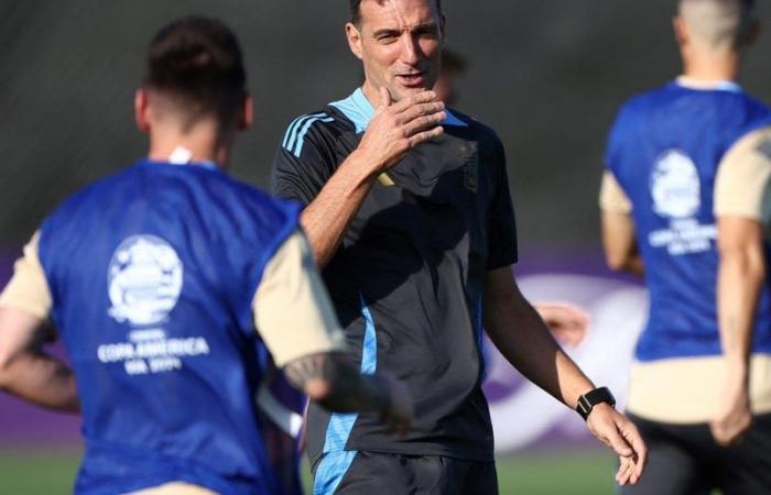 Scaloni will not coach Argentina against Peru