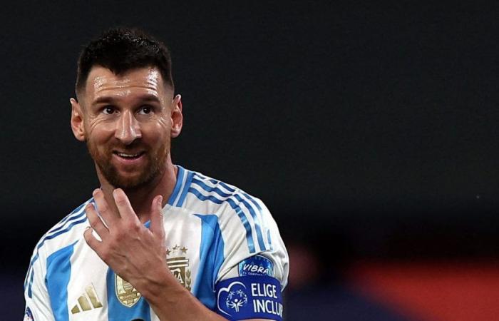 How much do tickets cost for Argentina’s match against Peru?