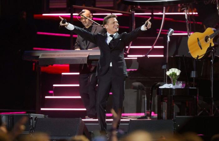 Luis Miguel “melts” Córdoba at the beginning of his tour of Spain