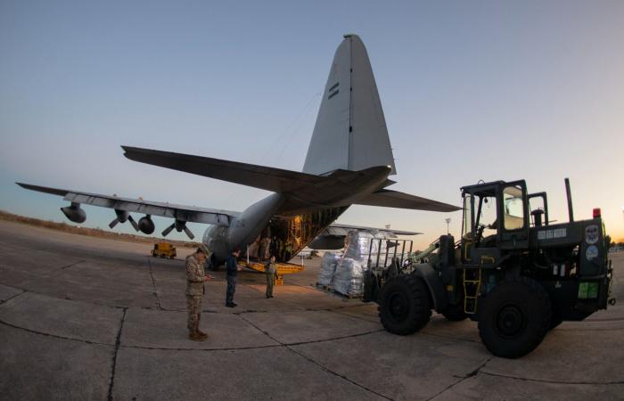 The government sent two Hercules planes with food and assistance to Santa Cruz and Chubut