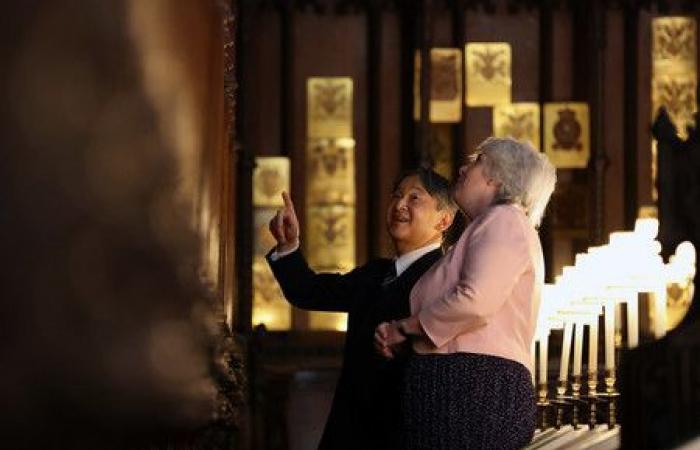 The Emperor and Empress of Japan say goodbye to the British royal couple