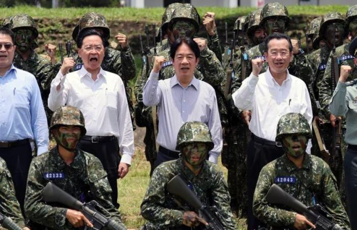 Taiwanese president says peace in the Strait “favors world peace”