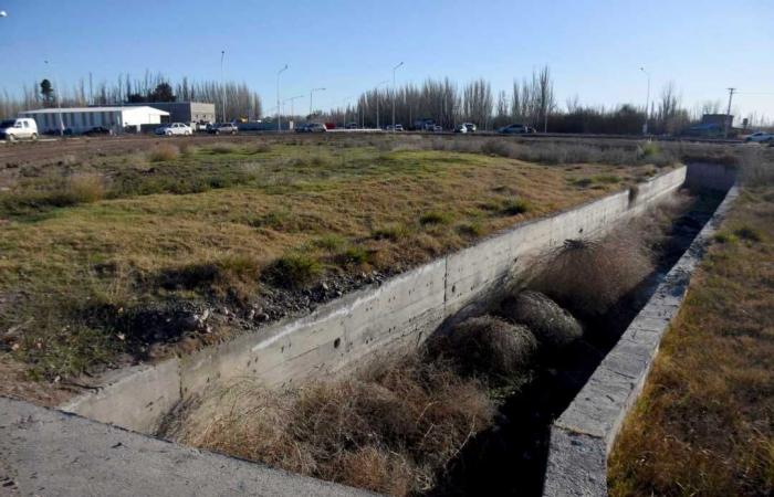 Video | Tragedy between Neuquén and Cipolletti: this is the sewer where a man died