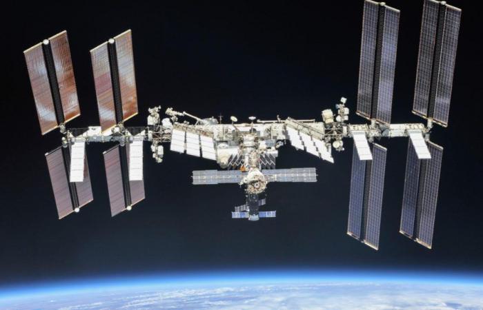 Russian satellite breaks into more than 100 pieces in space, forcing astronauts to take shelter